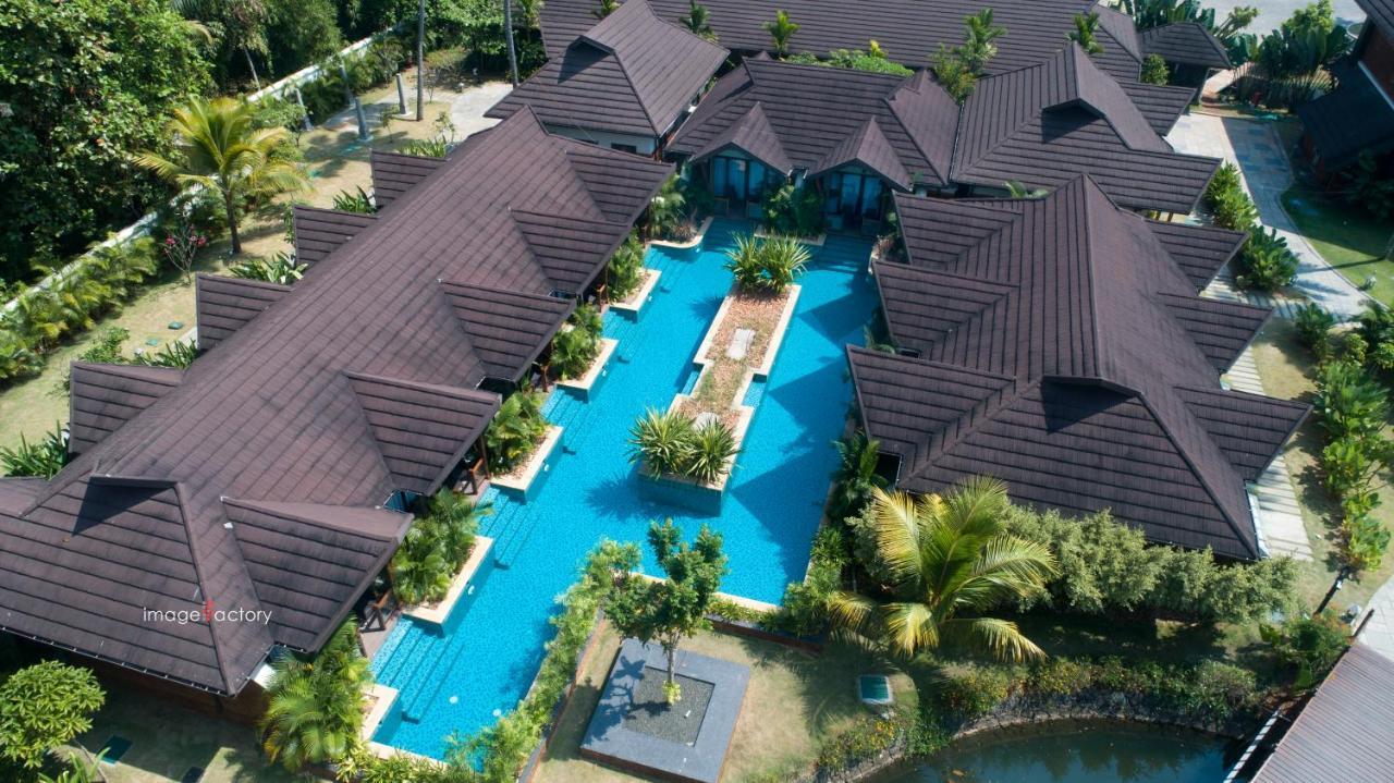 Gokulam Grand Resort & Spa, Kumarakom Luaran gambar