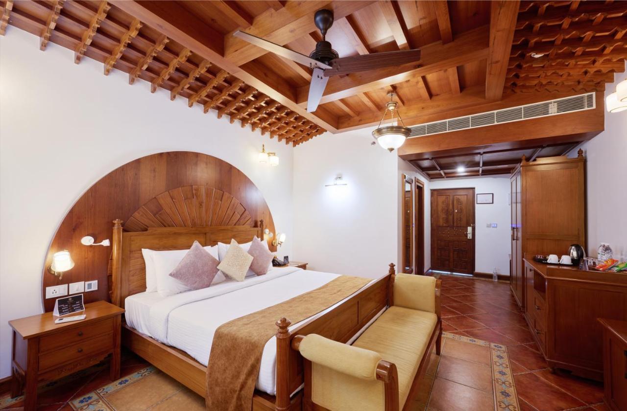 Gokulam Grand Resort & Spa, Kumarakom Luaran gambar