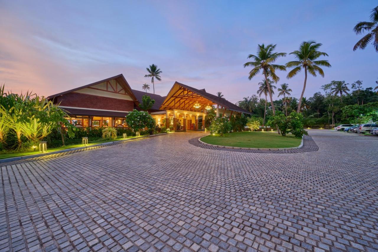 Gokulam Grand Resort & Spa, Kumarakom Luaran gambar