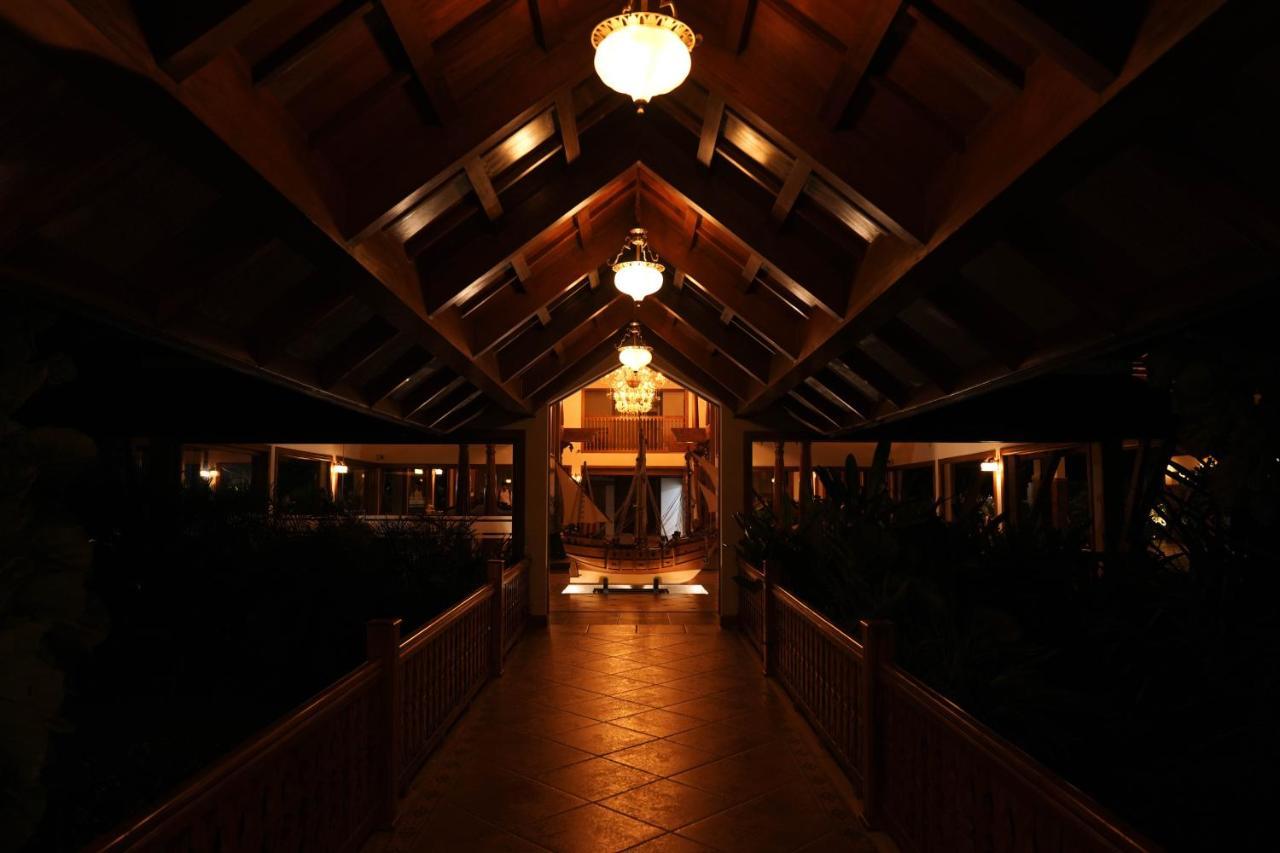 Gokulam Grand Resort & Spa, Kumarakom Luaran gambar