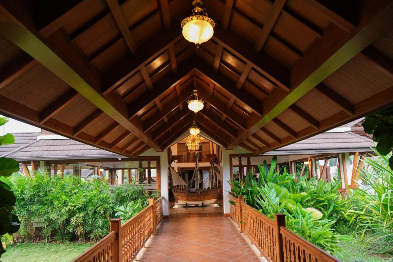 Gokulam Grand Resort & Spa, Kumarakom Luaran gambar